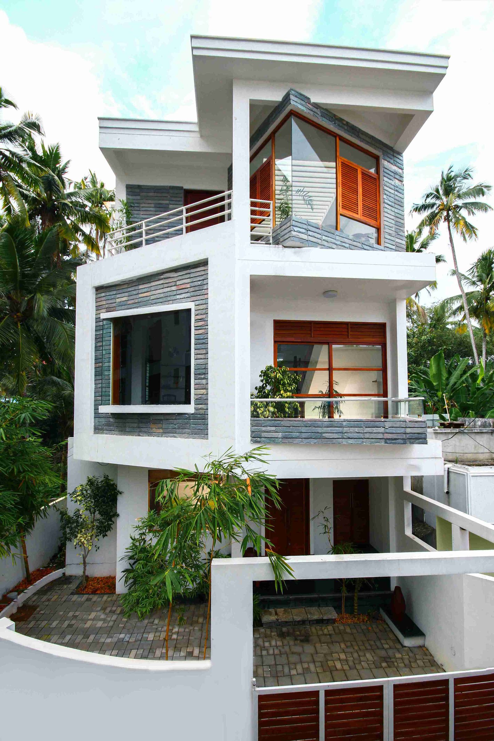 RADHAKRISHNAN'S RESIDENCY